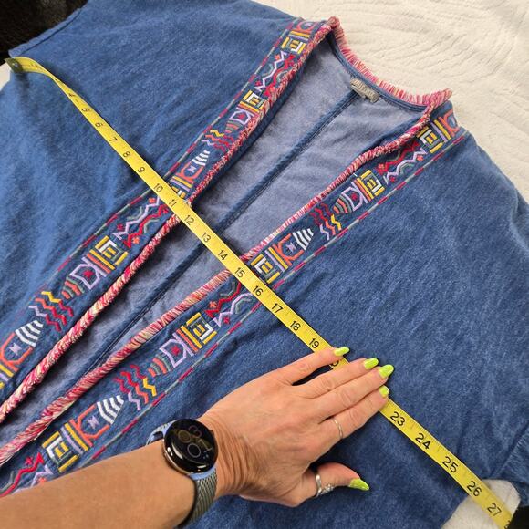 Falls Creek EUC denim embroidered Aztec open jacket kimono sleeves Medium blue - Picture 9 of 15